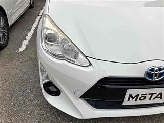 TOYOTA AQUA 2015
