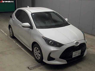 TOYOTA YARIS 2024