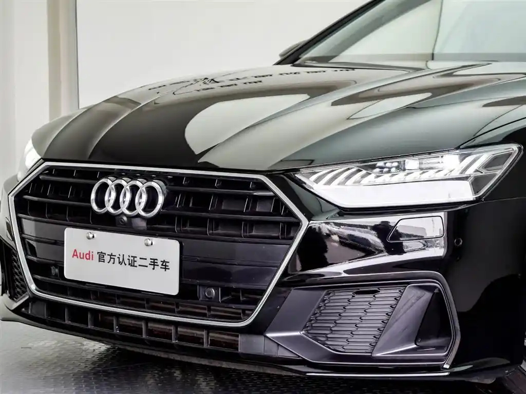 AUDI A7 2023