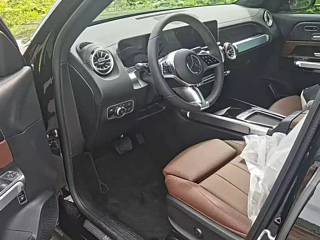 MERCEDES BENZ GLB 2024