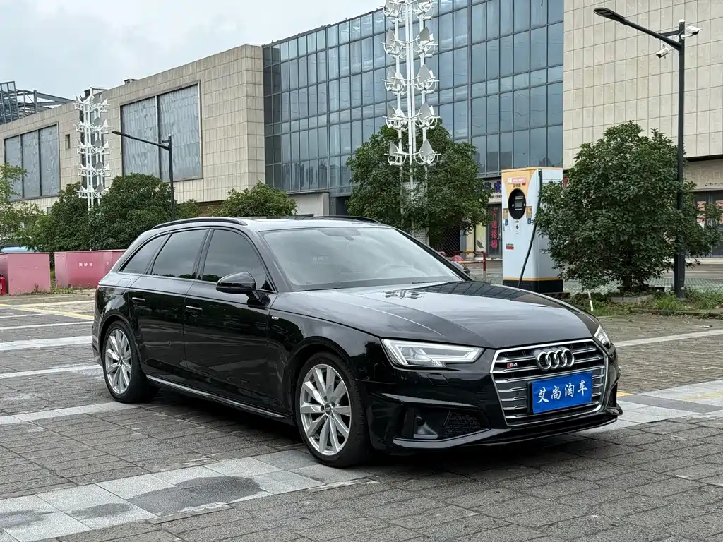AUDI A4 IMPORT 2020