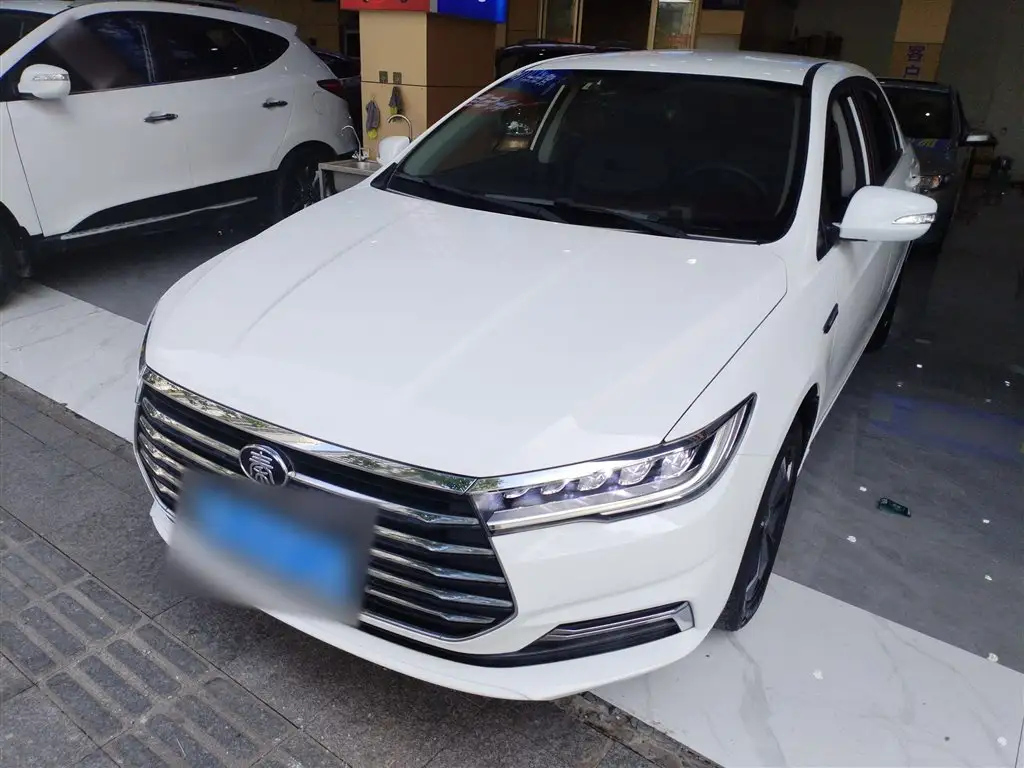 BYD QIN