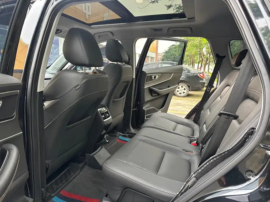 CHERY TIGGO 8 2021