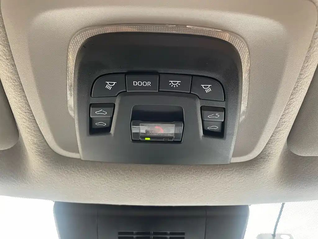 TOYOTA FRONTLANDER 2023