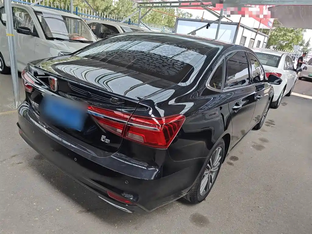 ROEWE I6 2020