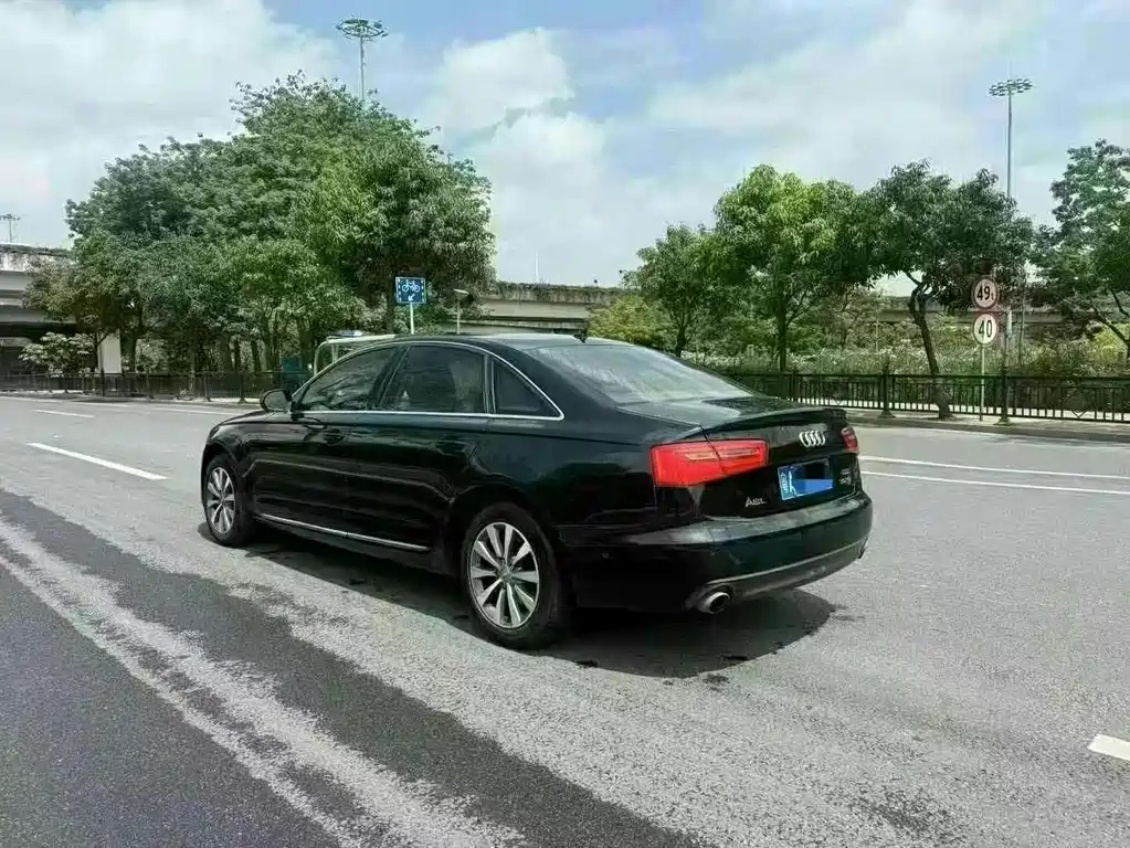 AUDI A6L 2014