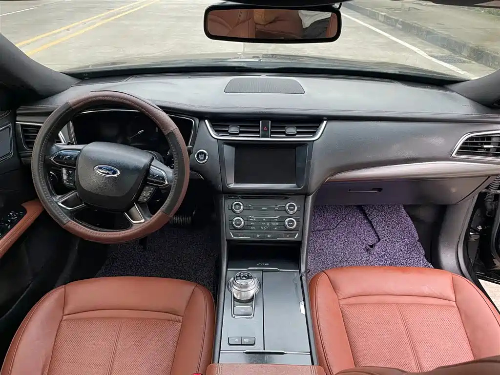 FORD TAURUS 2017