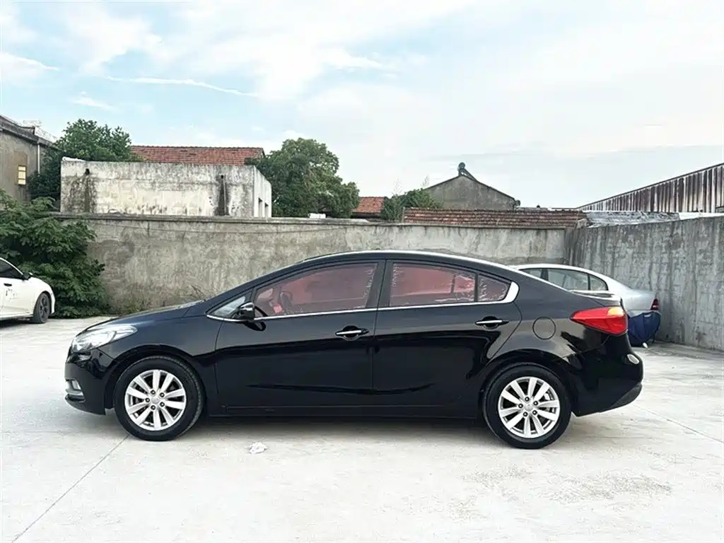 KIA K3 2013