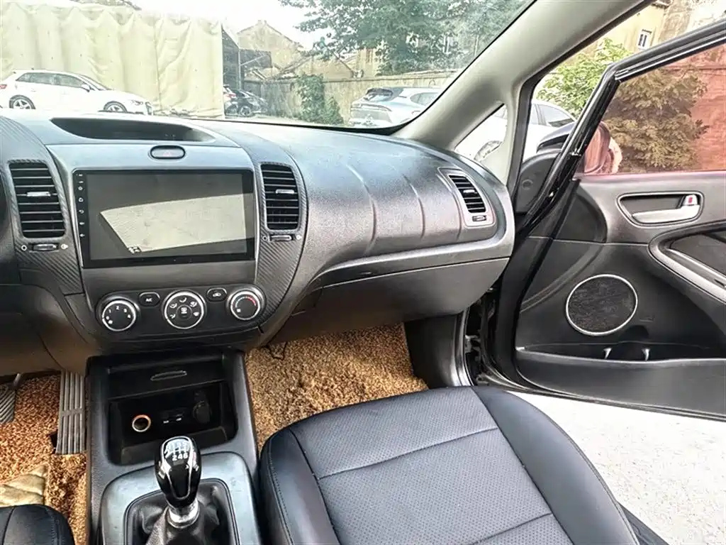 KIA K3 2013