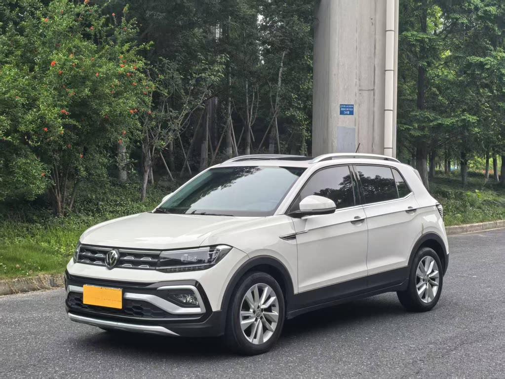 VOLKSWAGEN T-CROSS 2019