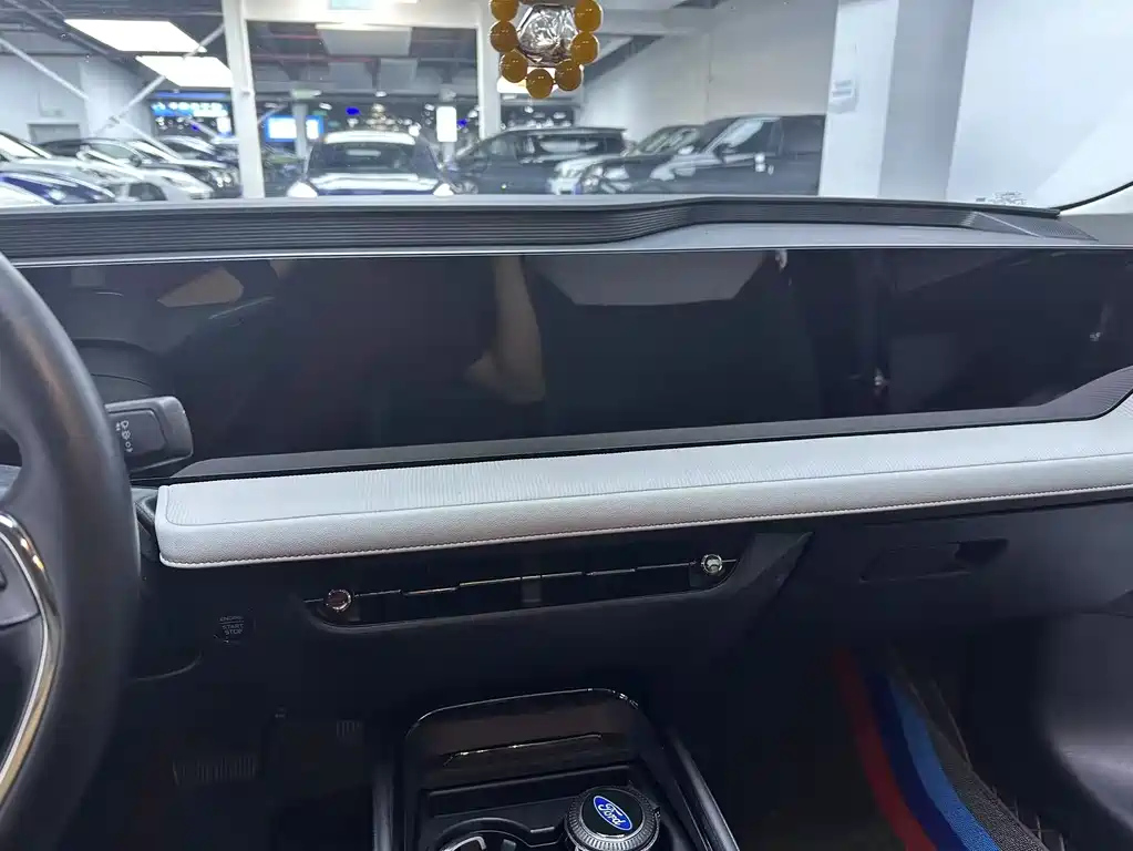 FORD MONDEO 2022