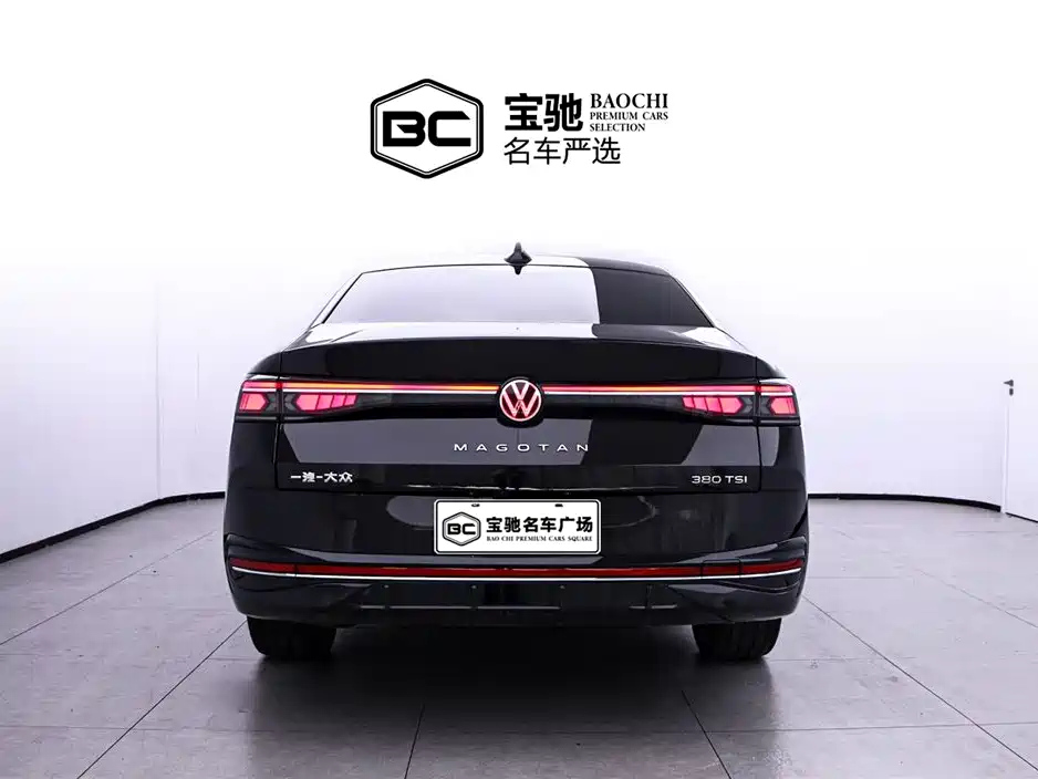 VOLKSWAGEN MAGOTAN 2024