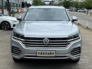 VOLKSWAGEN TOUAREG  2019