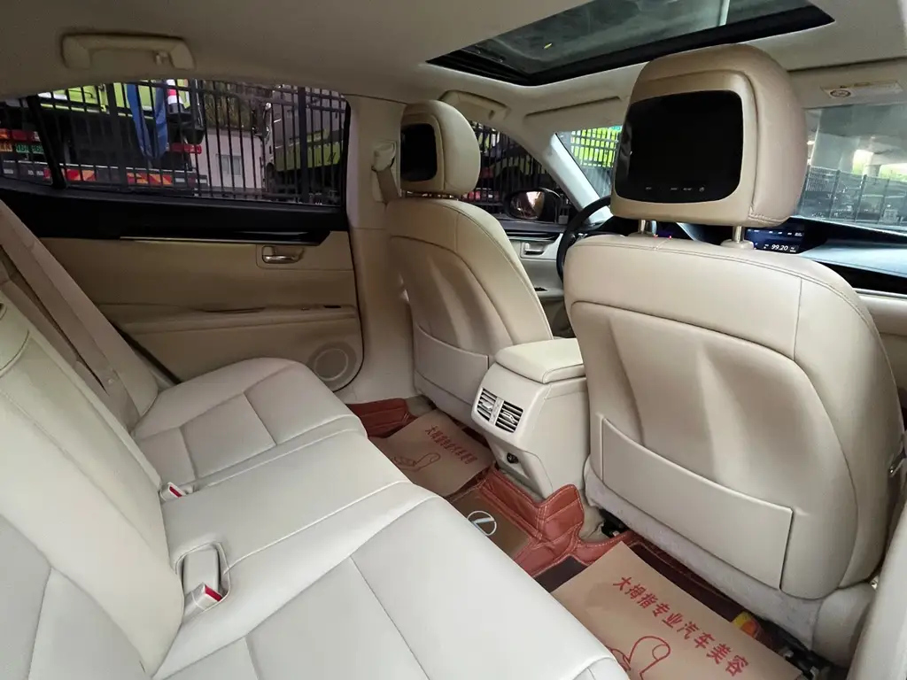 LEXUS ES 2014