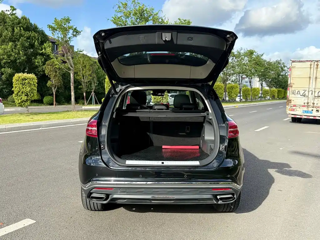 HONGQI HS5 2022