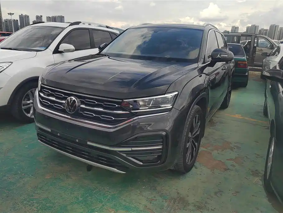 VOLKSWAGEN TAYRON 2022