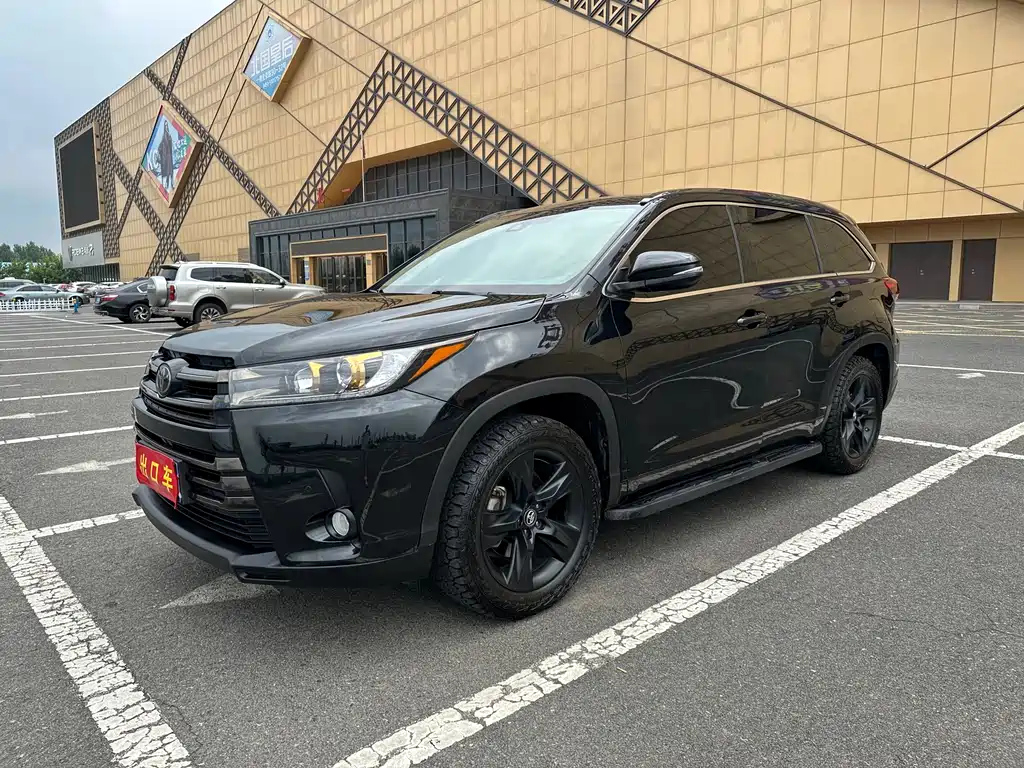 TOYOTA HIGHLANDER 2021