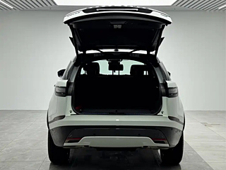 LAND ROVER RANGE ROVER VESSEL  2024 YEAR DYNAMIC SE 2024