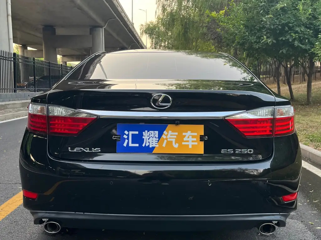 LEXUS ES 2014