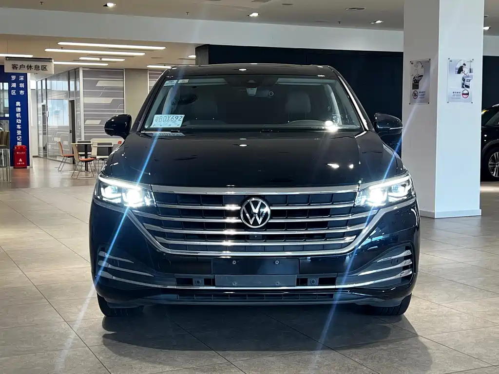 VOLKSWAGEN VILORAN 2022