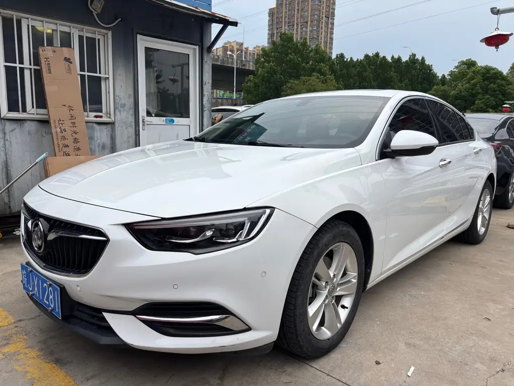 BUICK REGAL 2019