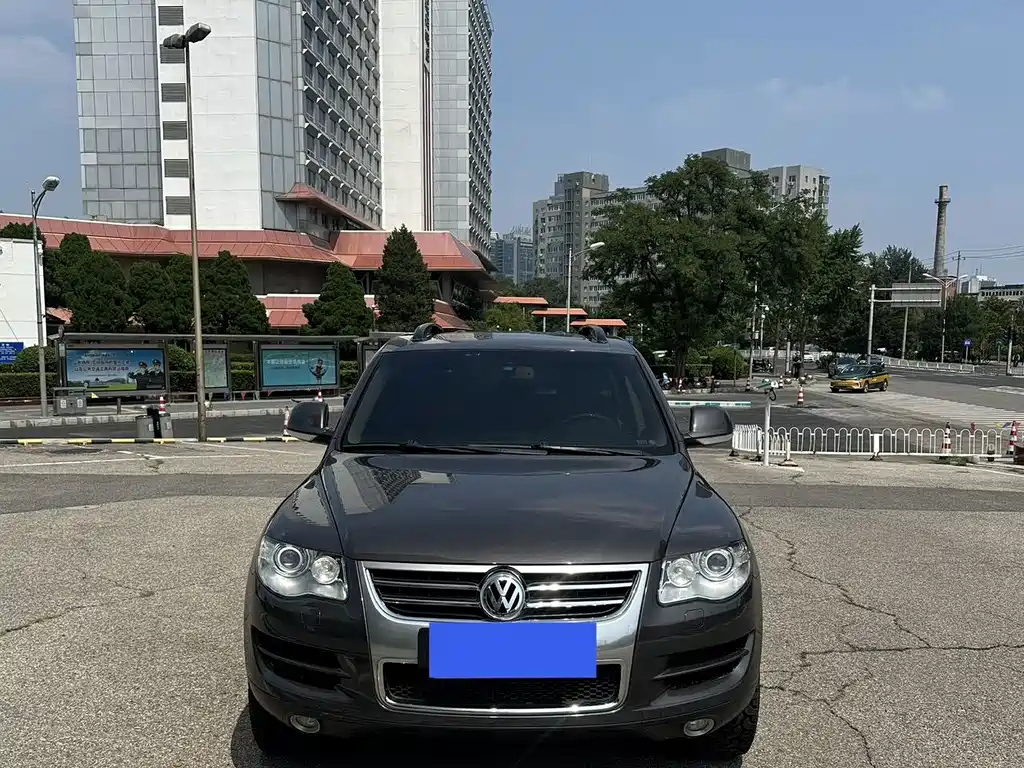 VOLKSWAGEN TOUAREG 2010