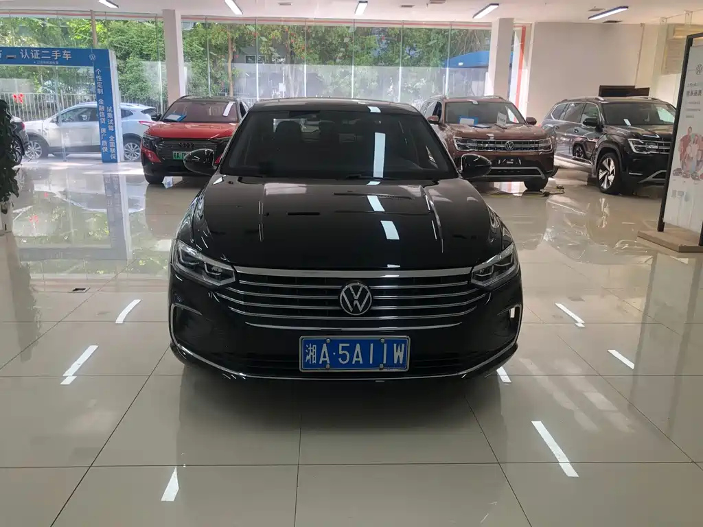 VOLKSWAGEN LAVIDA 2023