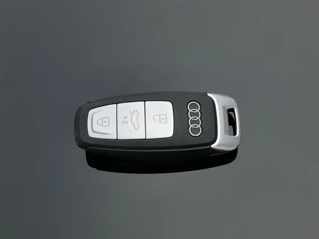 AUDI A6L 2019