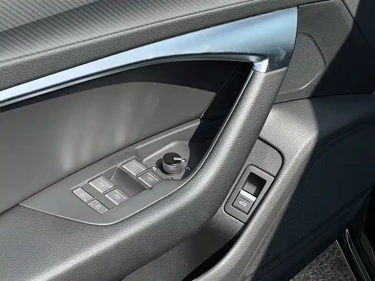 AUDI A6L 2023