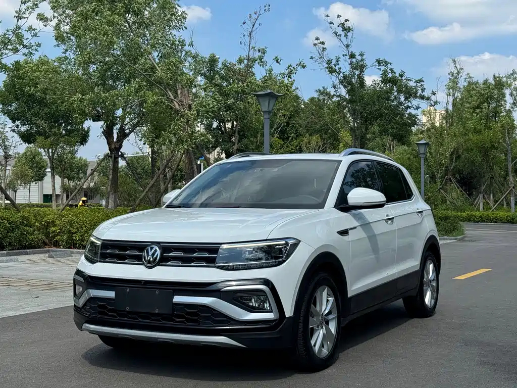 VOLKSWAGEN T-CROSS 2019