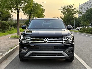VOLKSWAGEN TOURAN  2019