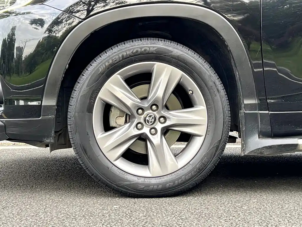 TOYOTA HIGHLANDER 2018