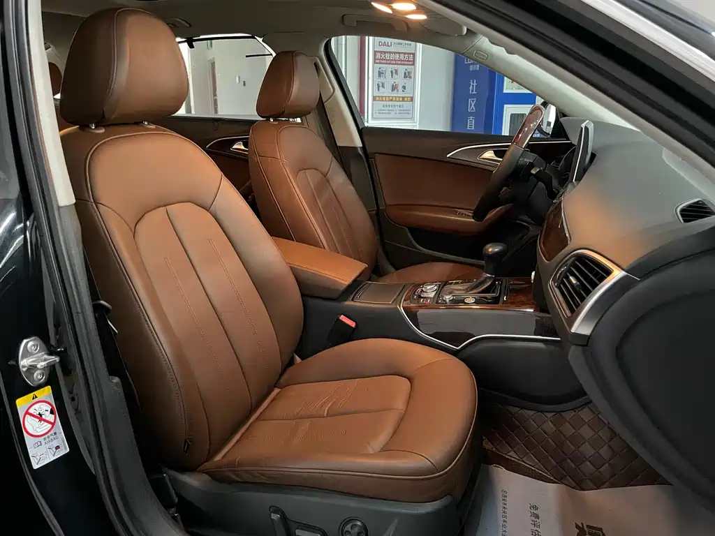 AUDI A6L 2015