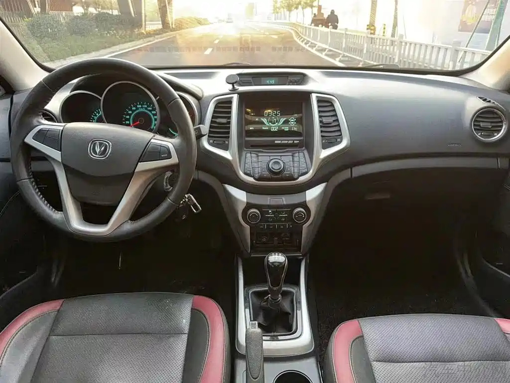 CHANGAN EADO XT 2014