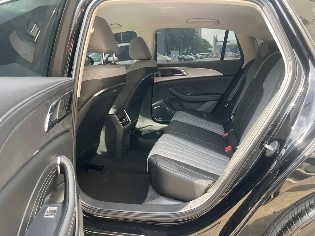 HONGQI H5 2024