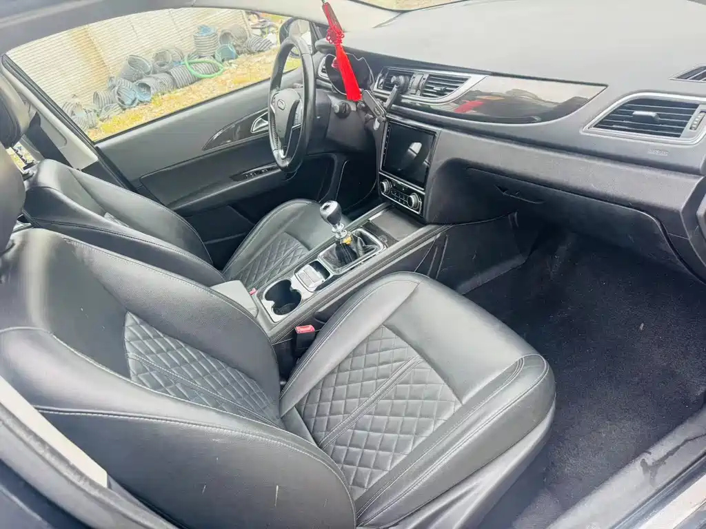ZOTYE Z560 2017