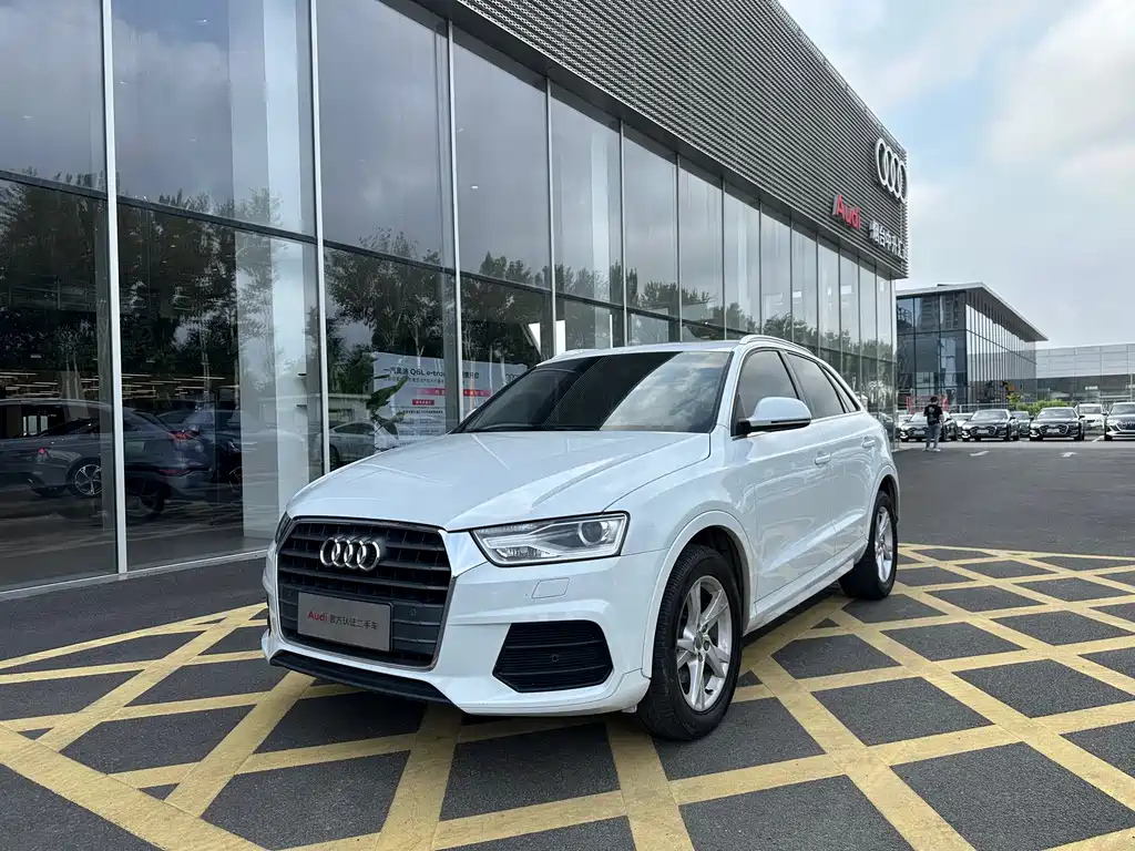 AUDI Q3 2017
