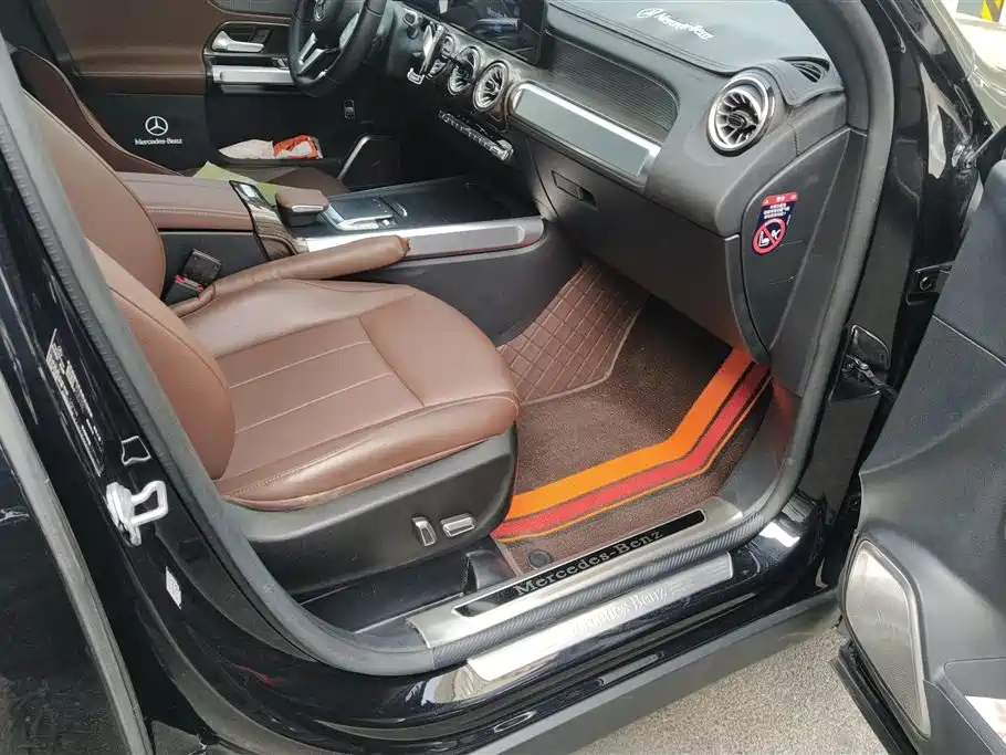 MERCEDES BENZ GLB 2022