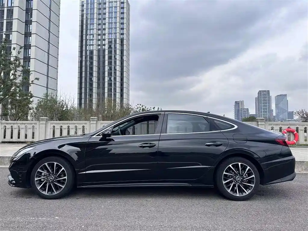 HYUNDAI SONATA 2020