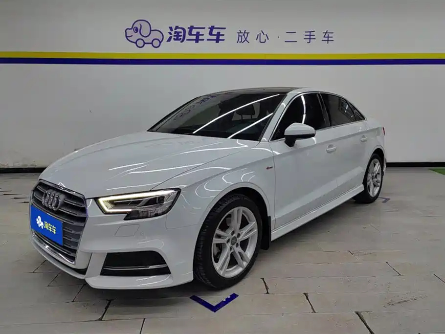 AUDI A3 2020