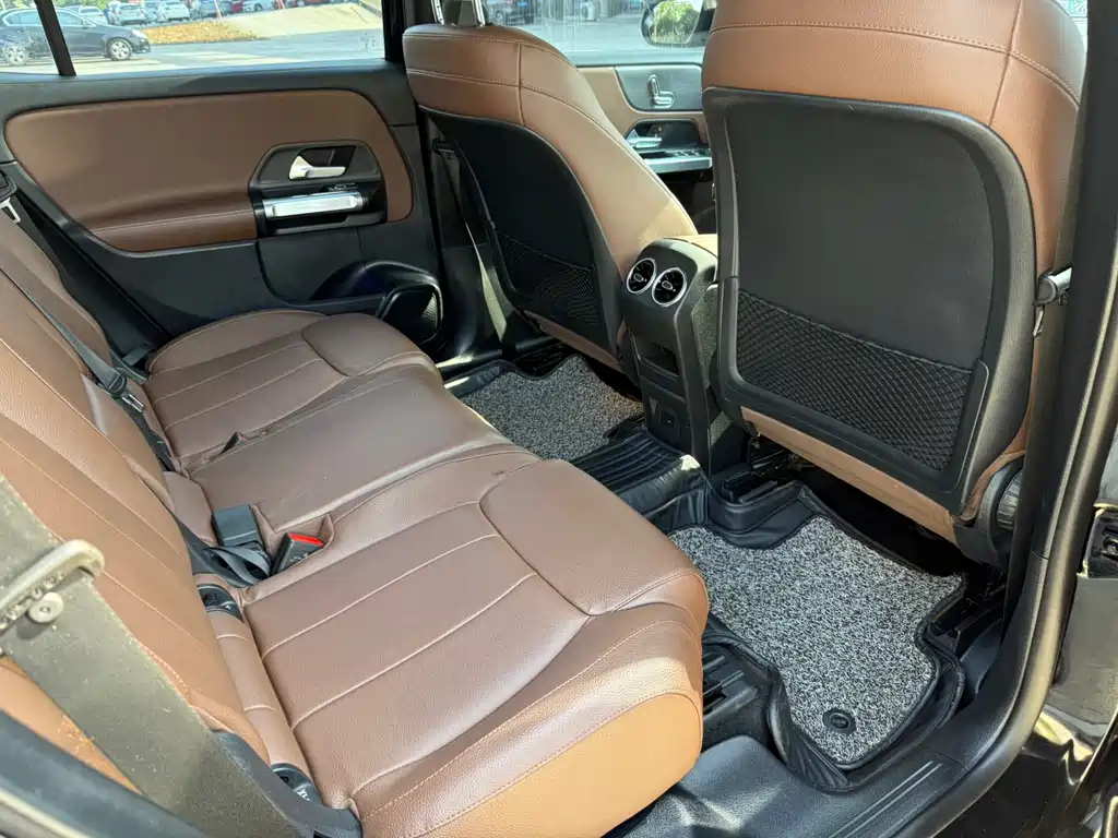 MERCEDES BENZ GLB 2022
