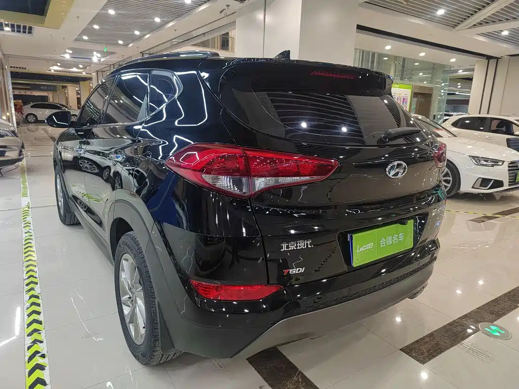 HYUNDAI TUCSON 2016