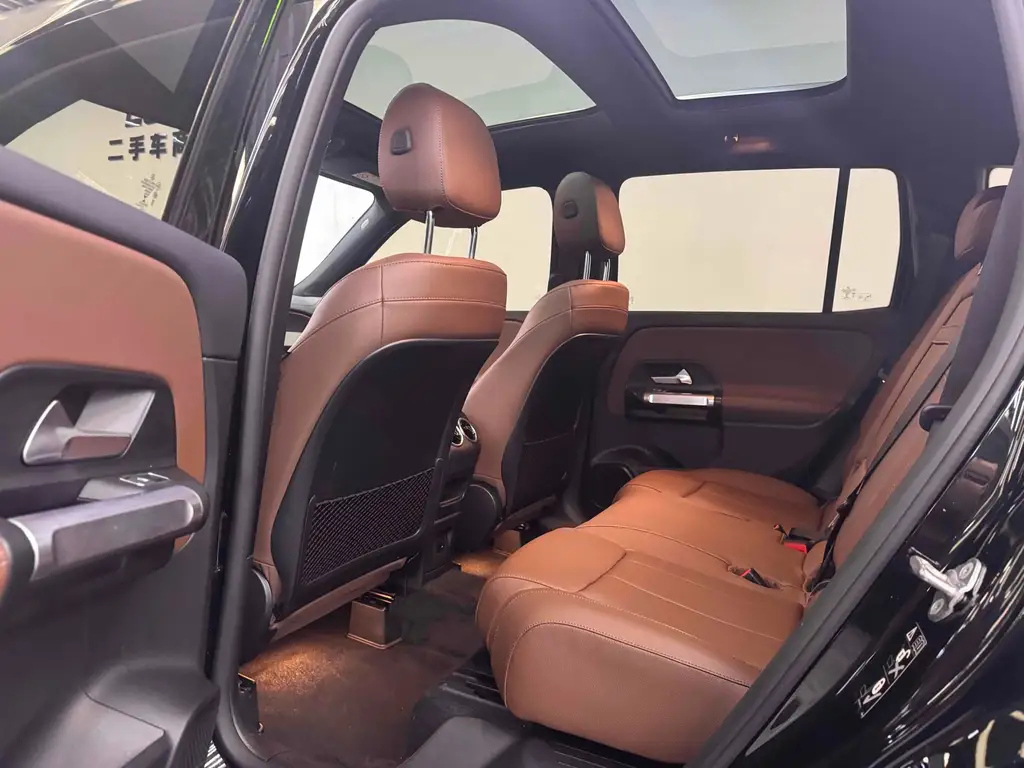 MERCEDES BENZ GLB 2021