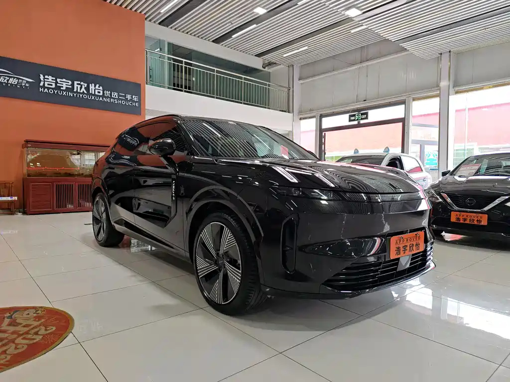 LYNK&CO 08 NEW ENERGY 2023