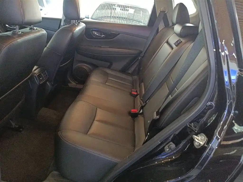 NISSAN X-TRAIL 2021