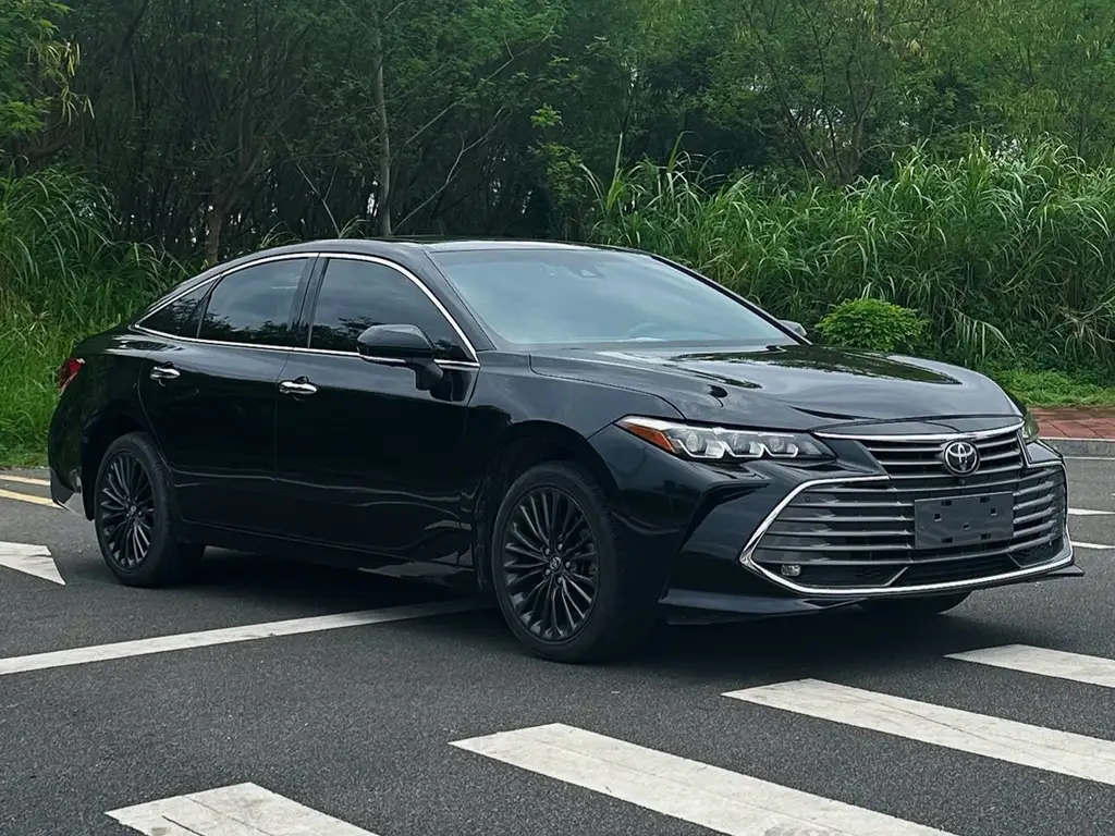 TOYOTA AVALON 2019