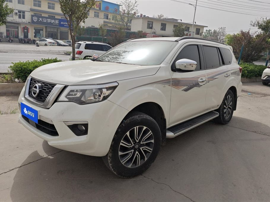 NISSAN TERRA