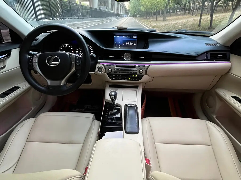 LEXUS ES 2014