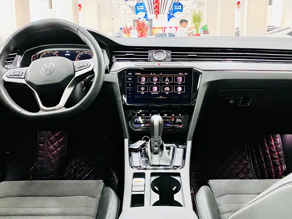 VOLKSWAGEN MAGOTAN 2022