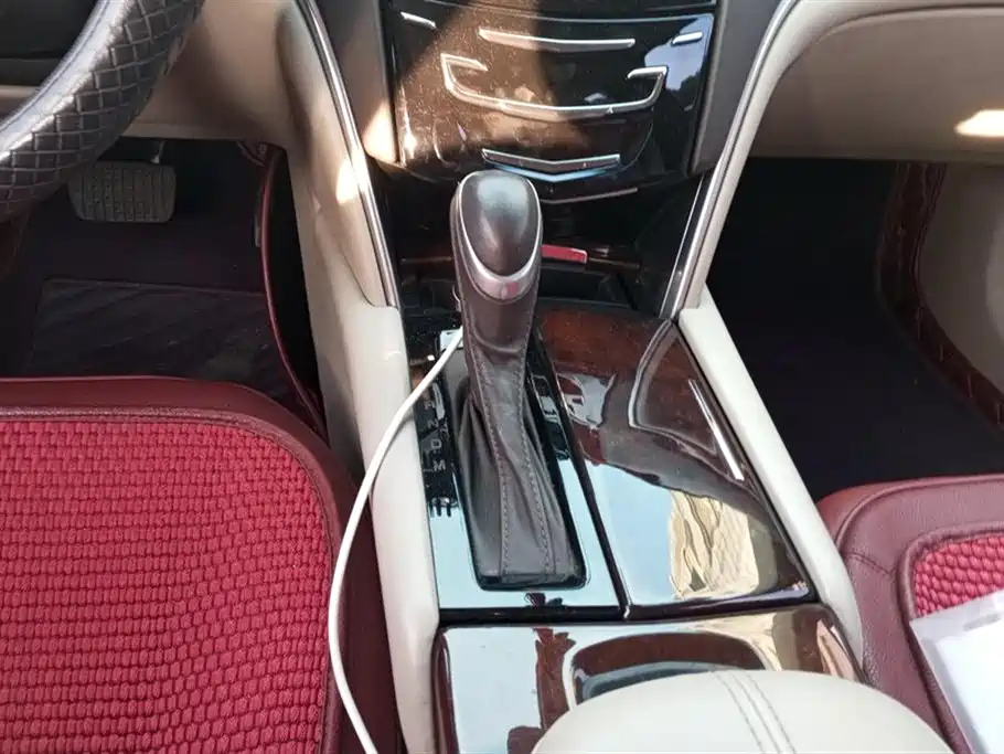 CADILLAC XTS 2016